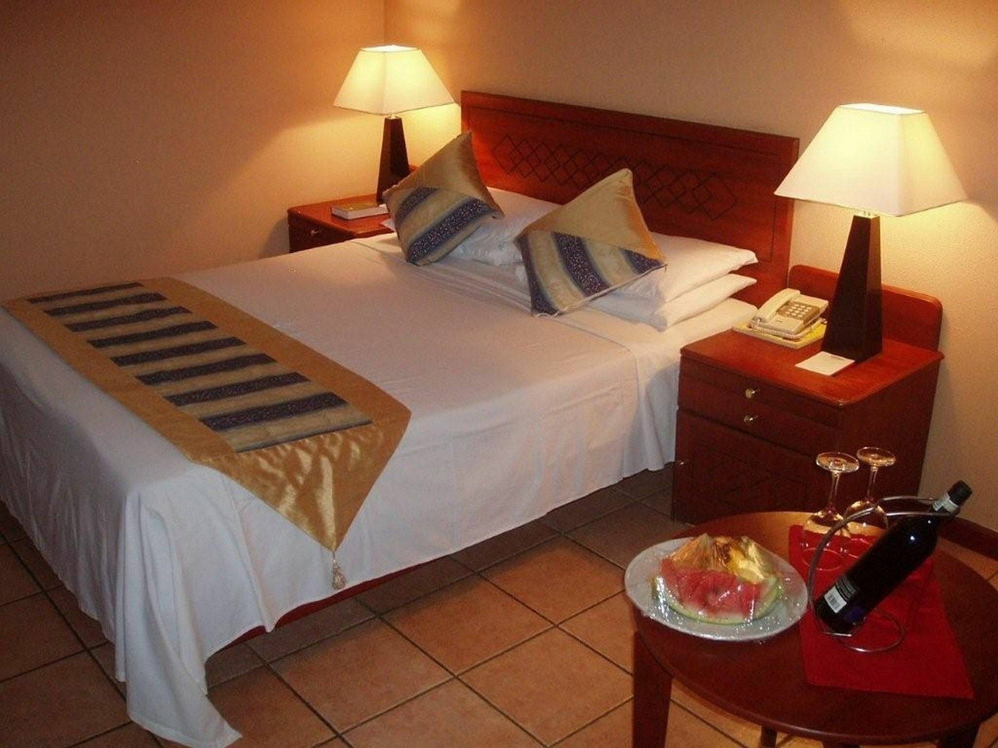 M'Kango Golfview Hotel Λουσάκα Εξωτερικό φωτογραφία
