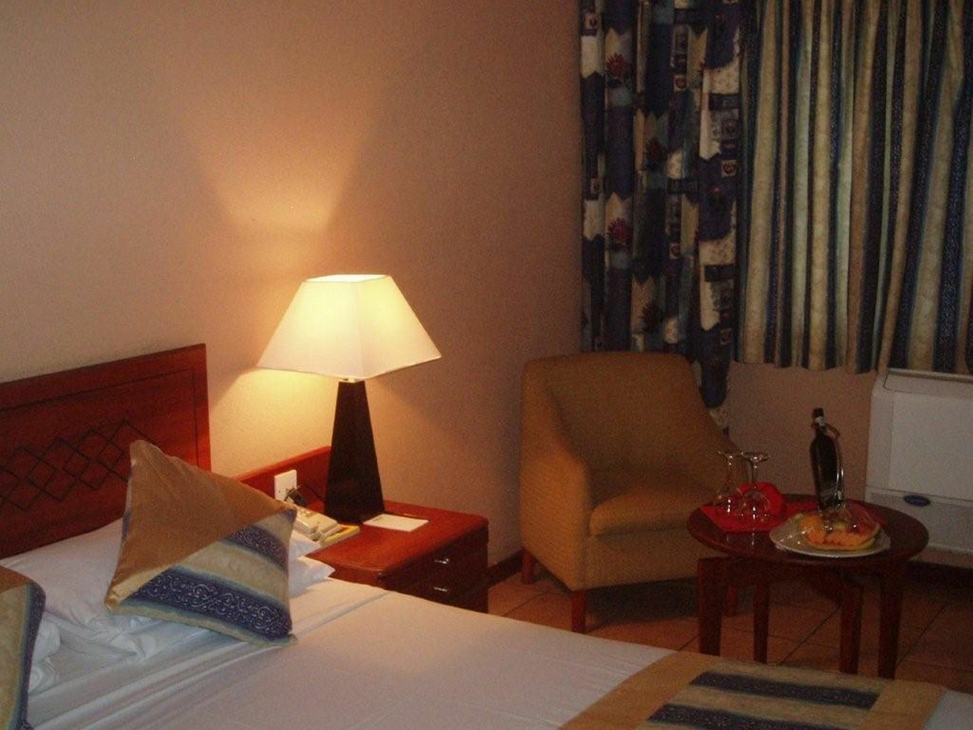 M'Kango Golfview Hotel Λουσάκα Εξωτερικό φωτογραφία